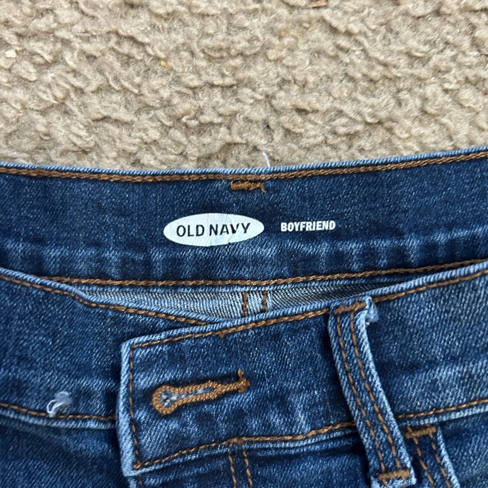 Old Navy Women's Dark Blue Jean Shorts - Picture 2 of 5